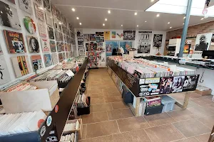 Retro Music Shop image