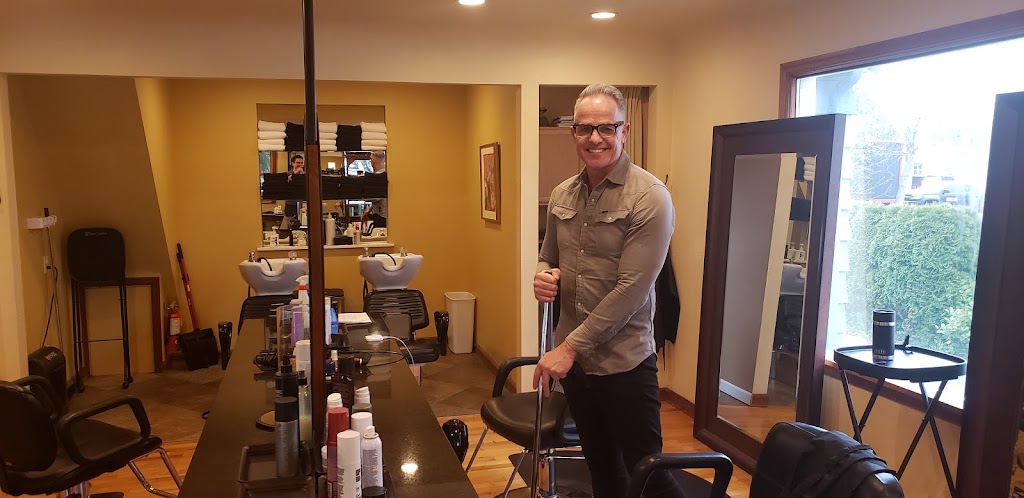 Madison Sparks Salon 98383