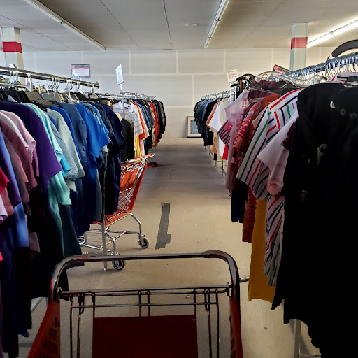 Thrift Store «The Salvation Army Family Store & Donation Center», reviews and photos, 33600 Plymouth Rd, Livonia, MI 48150, USA