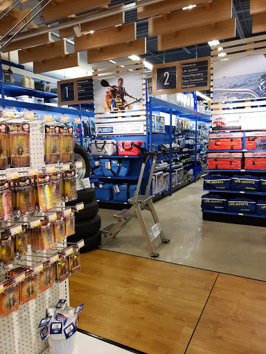 Marine Supply Store «West Marine», reviews and photos, 1721 Gulf to Bay Blvd, Clearwater, FL 33755, USA