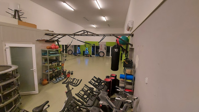 Opinii despre MNA Fitness în Tát - Edzőterem