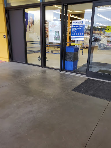 Donations Center «Goodwill Store, Career and Donation Center», reviews and photos