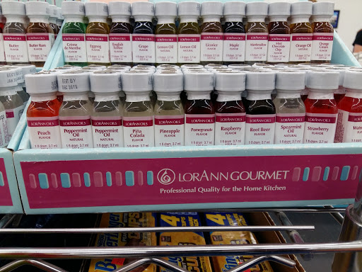 Grocery Store «Sharp Shopper Grocery Outlet», reviews and photos, 802 Berryville Ave, Winchester, VA 22601, USA