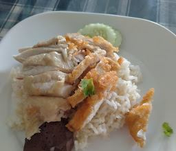 ข้าวมันไก่+ก๋วยเตี๋ยวไก่ photo