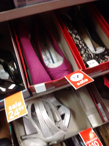 Home Goods Store «Shopko La Crosse North», reviews and photos, 2400 Rose St, La Crosse, WI 54603, USA