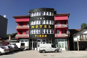 Motel TIRON image