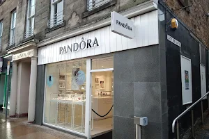 Pandora Kirkcaldy image