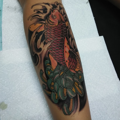 Tattoo Shop «Rock Me Tattoo & Piercing Co.», reviews and photos, 9838 Magnolia Ave, Riverside, CA 92503, USA