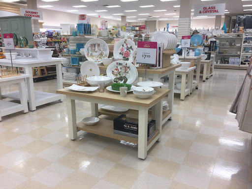 Department Store «Marshalls & HomeGoods», reviews and photos, 3405 Erie Blvd E, Syracuse, NY 13214, USA