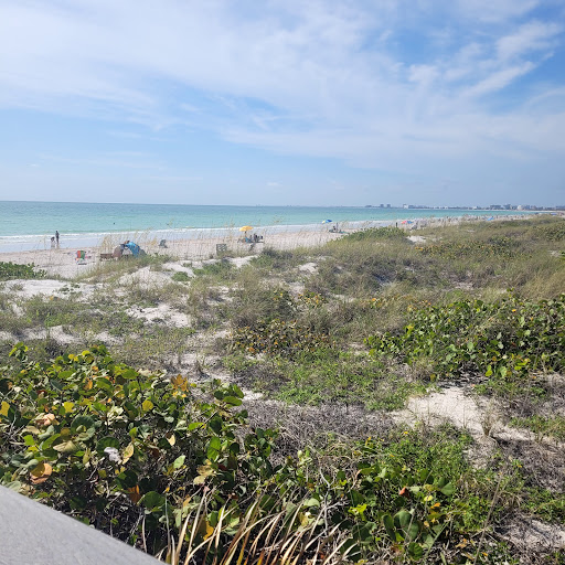 Public Beach «Pass-A-Grille Beach», reviews and photos, 113 11th Ave, Pass-A-Grille Historic District, FL 33706, USA