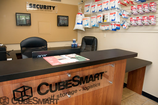 Self-Storage Facility «CubeSmart Self Storage», reviews and photos, 9360 Greenback Ln, Orangevale, CA 95662, USA