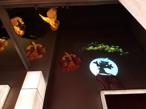 Movie Theater «Harkins Camelview at Fashion Square 14», reviews and photos, 7014 E Camelback Rd, Scottsdale, AZ 85251, USA