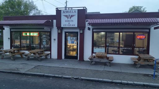 Dessert Shop «Tonallis Donuts & Cream», reviews and photos, 2805 NE Alberta St, Portland, OR 97211, USA