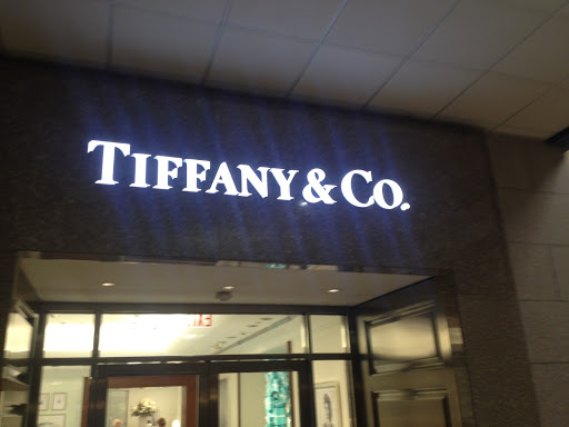 Jewelry Store «Tiffany & Co.», reviews and photos, 505 Vine St, Cincinnati, OH 45202, USA