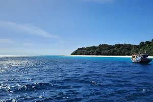 Tinjil Island Beach image