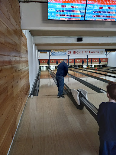 Bowling Alley «Wengers Bowling Center», reviews and photos, 629 Leonard St NW, Grand Rapids, MI 49504, USA