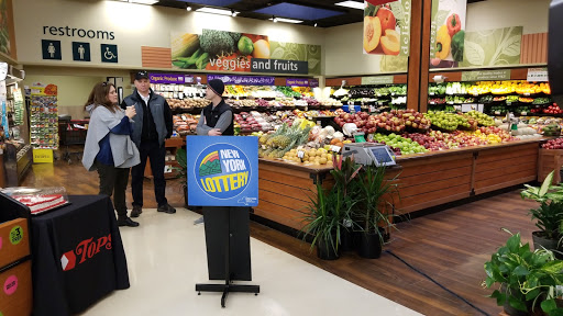 Supermarket «Tops Friendly Market», reviews and photos, 620 Nottingham Rd, Syracuse, NY 13210, USA