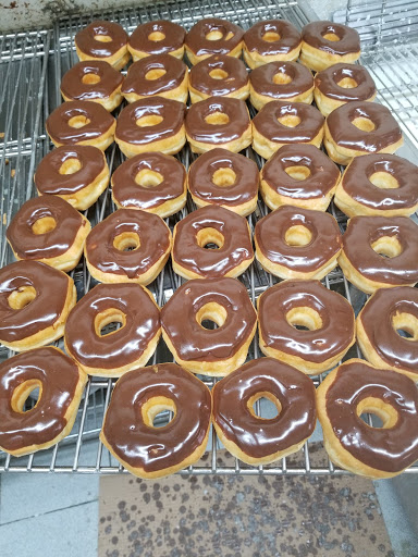 Donut Shop «USA Donuts», reviews and photos, 902 N Westmoreland Rd, Dallas, TX 75211, USA