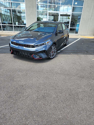 Used Car Dealer «Superior Kia», reviews and photos, 260 W Mitchell Ave, Cincinnati, OH 45232, USA