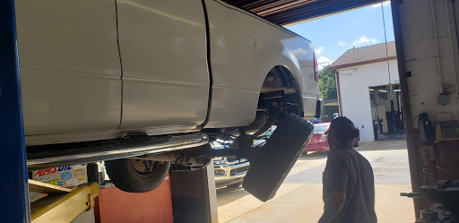 Auto Repair Shop «Coachman Automotive», reviews and photos, 1717 Coachman Plaza Dr, Clearwater, FL 33759, USA