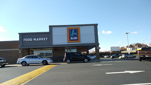 ALDI, 3250 E Fayette St, Baltimore, MD 21224, USA, 