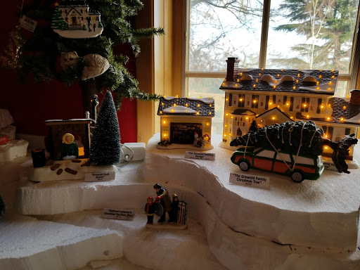 Gift Shop «Sleighbells Of Sherwood (Seasonal Business Open July1-December 23)», reviews and photos, 23855 SW 195th Pl, Sherwood, OR 97140, USA