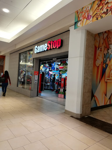 Game store Laredo