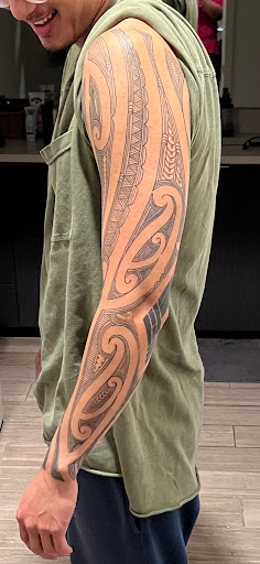 Explore art deco tattoo ideas, creative tattoo ideas in Kailua Kona, available at Lady Luck Tattoo & Body Piercing