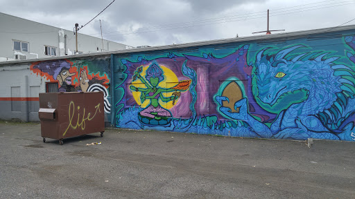 Grocery Store «New Day Market», reviews and photos, 11905 NE Halsey St, Portland, OR 97220, USA