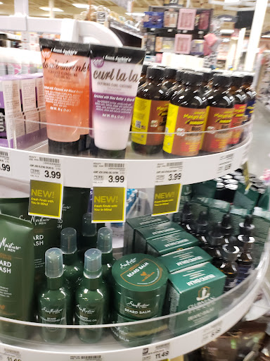 Grocery Store «Fred Meyer», reviews and photos, 325 5th St, Brookings, OR 97415, USA