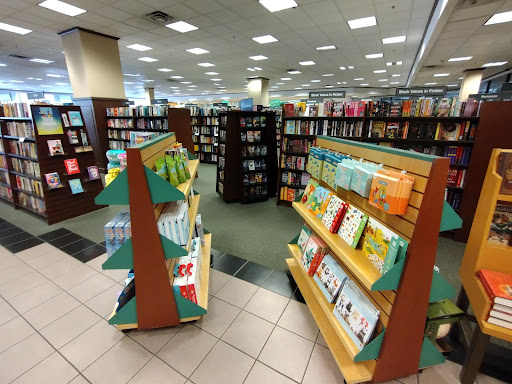 Book Store «Barnes & Noble», reviews and photos, 3400 Forest Dr, Columbia, SC 29204, USA