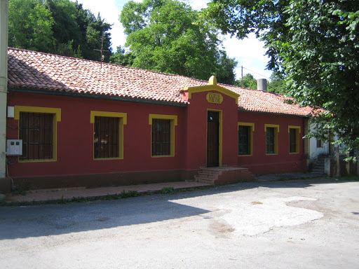 Antiguas Escuelas Públicas de Valdediós en Villaviciosa