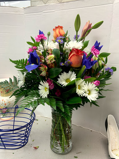 Florist «Agape Florist», reviews and photos, 261 Ridge McIntire Rd, Charlottesville, VA 22903, USA