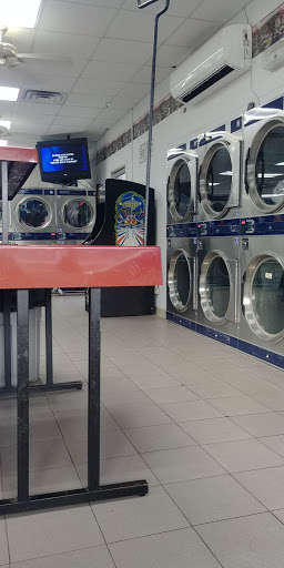 Laundromat «Delsea Laundromat and Dry Cleaners», reviews and photos, 1185 S Delsea Dr, Vineland, NJ 08360, USA