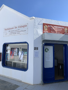 Unicoles / Lanzarote Football Behind Oppa Café, Av. de las Islas Canarias, 3, Centro Comercial Nautical Local 25, 35508 Costa Teguise, Las Palmas, España