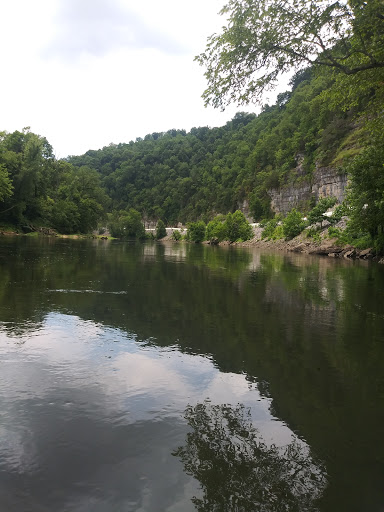 Canoe & Kayak Store «Caney Fork Outdoors - River Store», reviews and photos, 1193 Wolf Creek Rd, Silver Point, TN 38582, USA