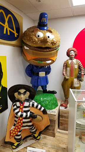 Museum «Burger Museum by Burger Beast», reviews and photos, 450 NW 37th Ave, Miami, FL 33125, USA