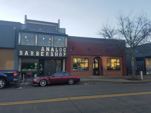 Barber Shop «Analog Barbershop», reviews and photos, 860 Olive St, Eugene, OR 97401, USA