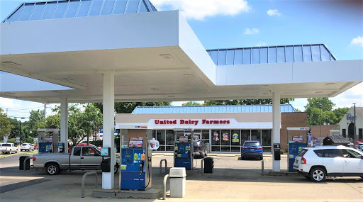 United Dairy Farmers, 520 E Main St, Circleville, OH 43113, USA, 