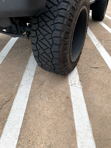 Tire Shop «Discount Tire Store - The Woodlands, TX», reviews and photos, 24915 Interstate 45 N, The Woodlands, TX 77380, USA