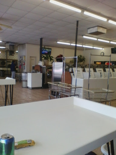 Dry Cleaner «Clothes Basket», reviews and photos, 1429 W Sherman Blvd, Muskegon, MI 49441, USA