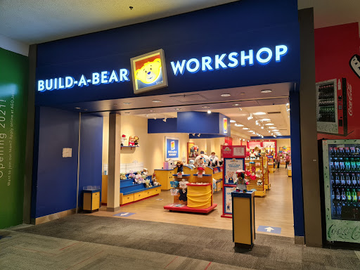 Build-A-Bear Workshop, 2825 S Glenstone Ave # 326, Springfield, MO 65804, USA, 