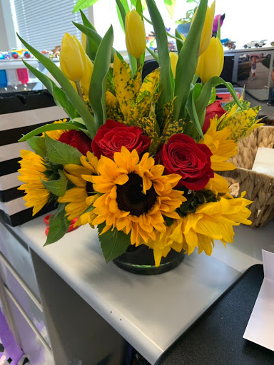 Florist «Natural Simplicity», reviews and photos, 223 Main St, El Segundo, CA 90245, USA