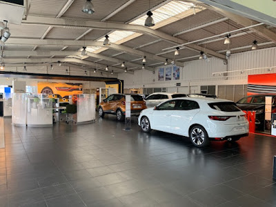 RENAULT ANTIBES - RRG à Antibes