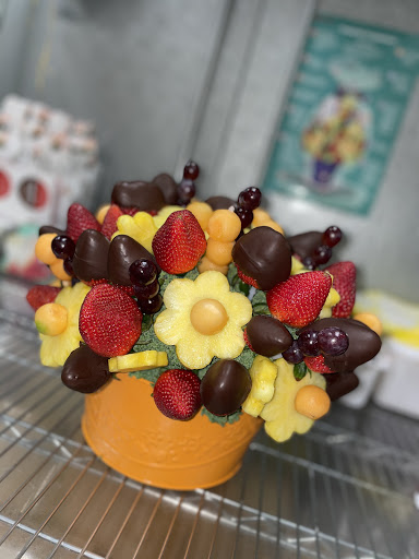 Gift Shop «Edible Arrangements», reviews and photos, 204 Main St, New Britain, CT 06051, USA