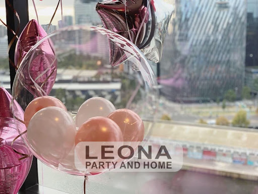 Leona Party and Home