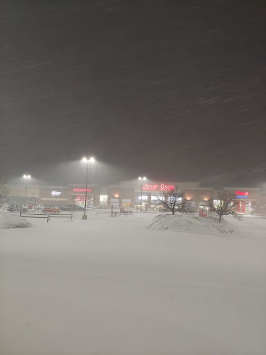 Grocery Store «Jewel-Osco», reviews and photos, 145 S Eastwood Dr, Woodstock, IL 60098, USA