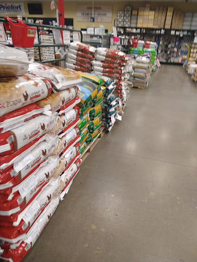 Animal Feed Store «Shoppers Supply», reviews and photos, 2880 S Alma School Rd, Chandler, AZ 85286, USA