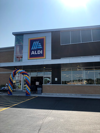 Supermarket «ALDI», reviews and photos, 2569 Sycamore Rd, DeKalb, IL 60115, USA