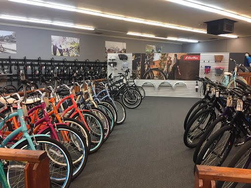 Bicycle Store «Trek Bicycle Store Greenville», reviews and photos, 1426 Laurens Rd, Greenville, SC 29607, USA